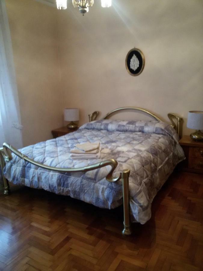 Casa Emanuela Bed & Breakfast Piazzola sul Brenta Exterior photo